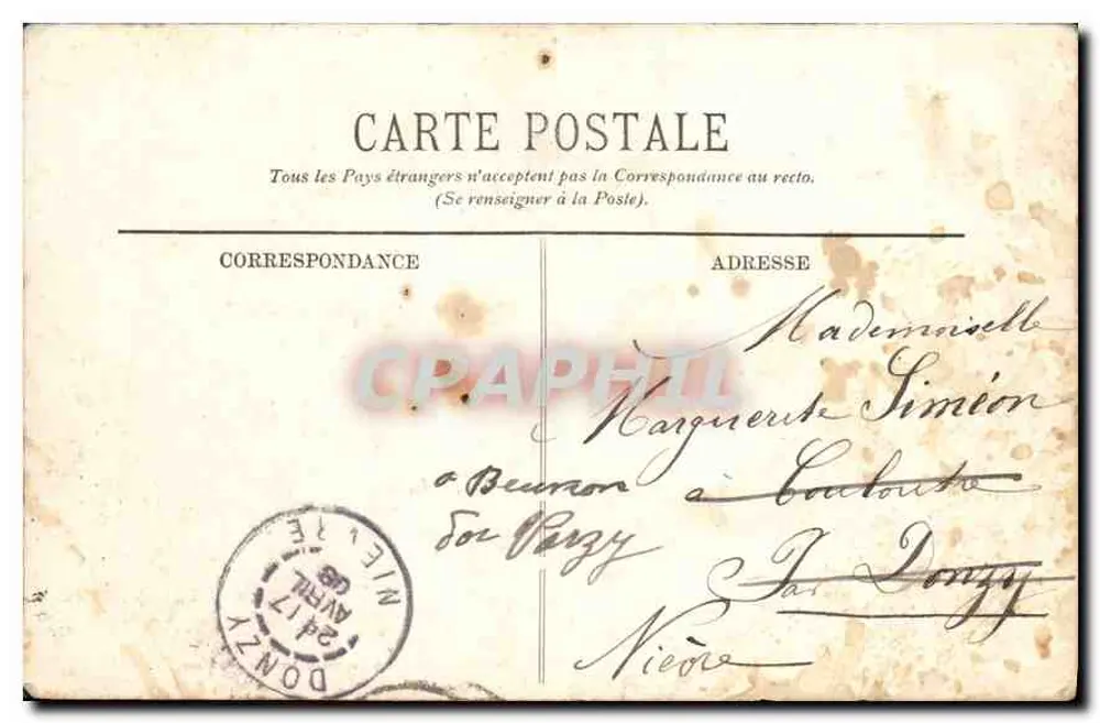 Poitiers — Huis van de 16e eeuw — LL. Nieuwe Galerijen — Poitiers. April 1918 - Achterkant