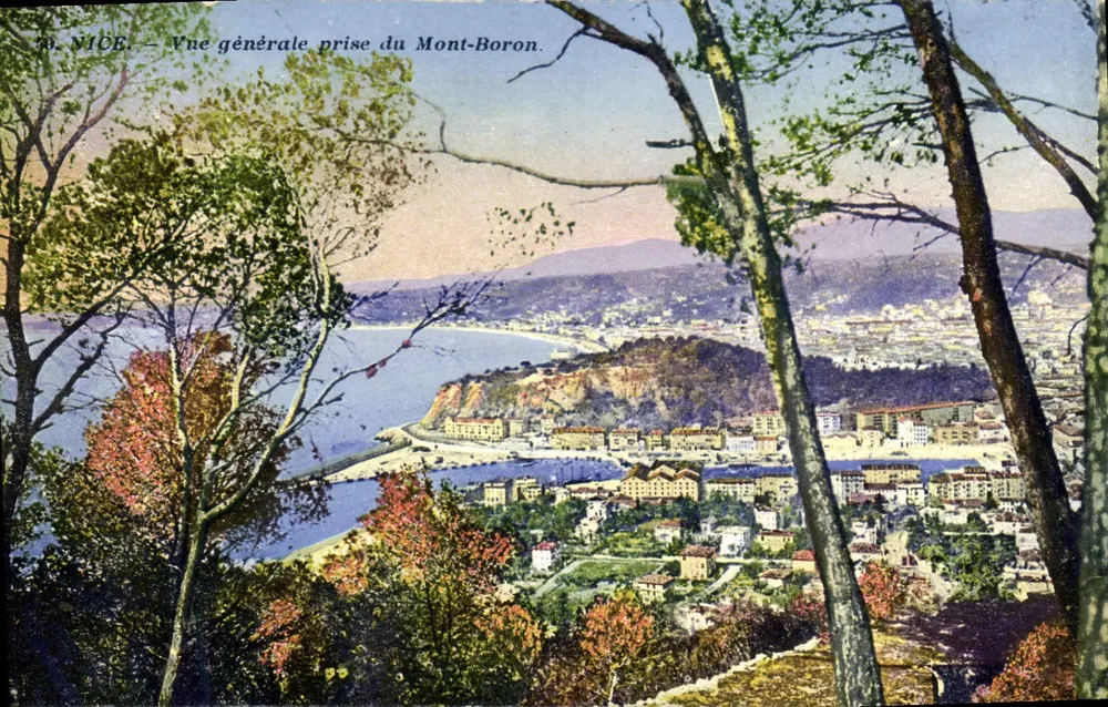 NICE — Vista general tomada desde el Mont-Boron — Editor : N° 50 - Anverso