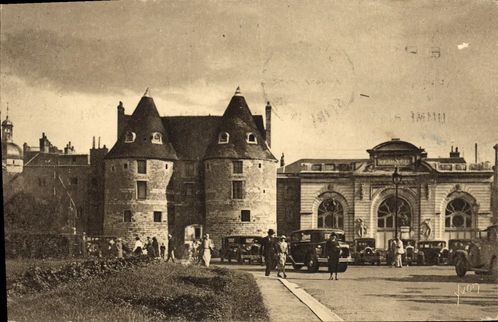 Dieppe — Das Theater und die Uhrenturm — Éditions d'Art Yvon - Vorderseite