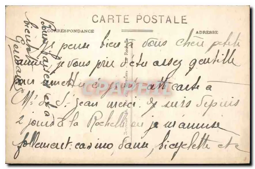 La Rochelle - Praia dos Areias — vista da praia com banheiras de sol e edifício com telhados cônicos — editor desconhecido, n° 6748 - Verso