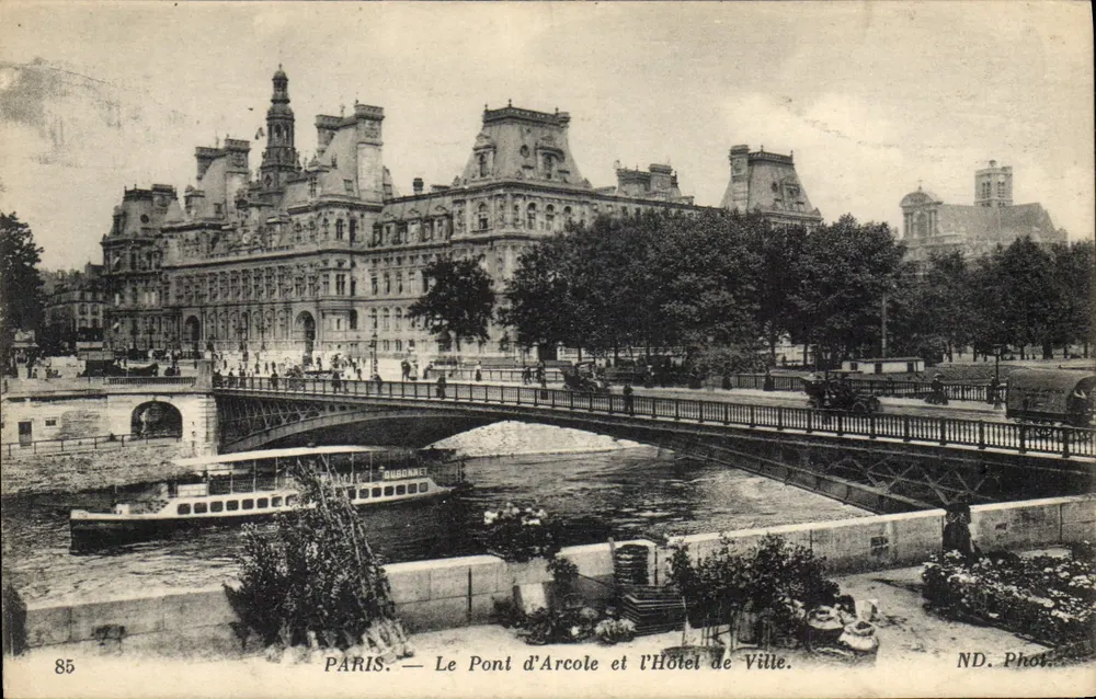Paris — Der Pont d'Arcole und das Rathaus — ND. Foto — Nr. 85 - Vorderseite