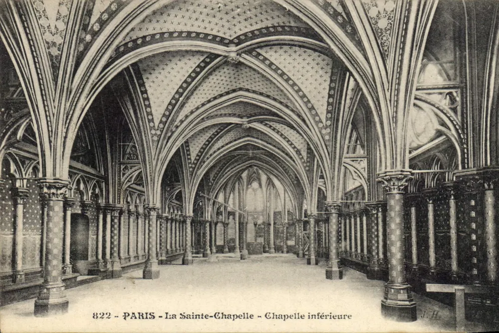 Paris - A Santa Capela - Capela inferior — vista interna gótica — J.H. editor, n° 822 - Frente
