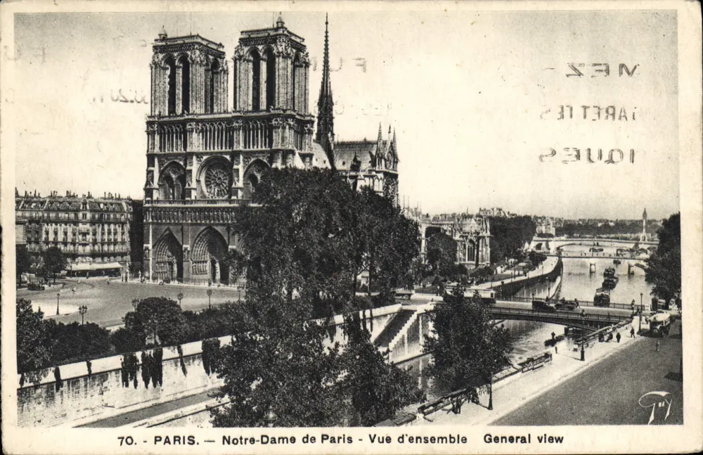 Notre-Dame de Paris — Vista geral — Editor: A. Leconte, n°70 - Frente