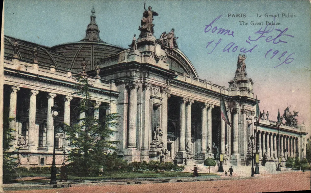 Paris — O Grande Palácio — The Great Palace - Frente
