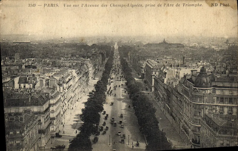 Paris — Ansicht der Avenue des Champs-Élysées, aufgenommen vom Arc de Triomphe — ND Phot. n°3349 - Vorderseite
