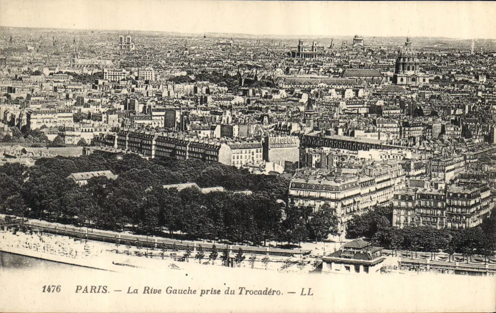 Paris — Ansicht der linken Seite vom Trocadéro — LL - Vorderseite