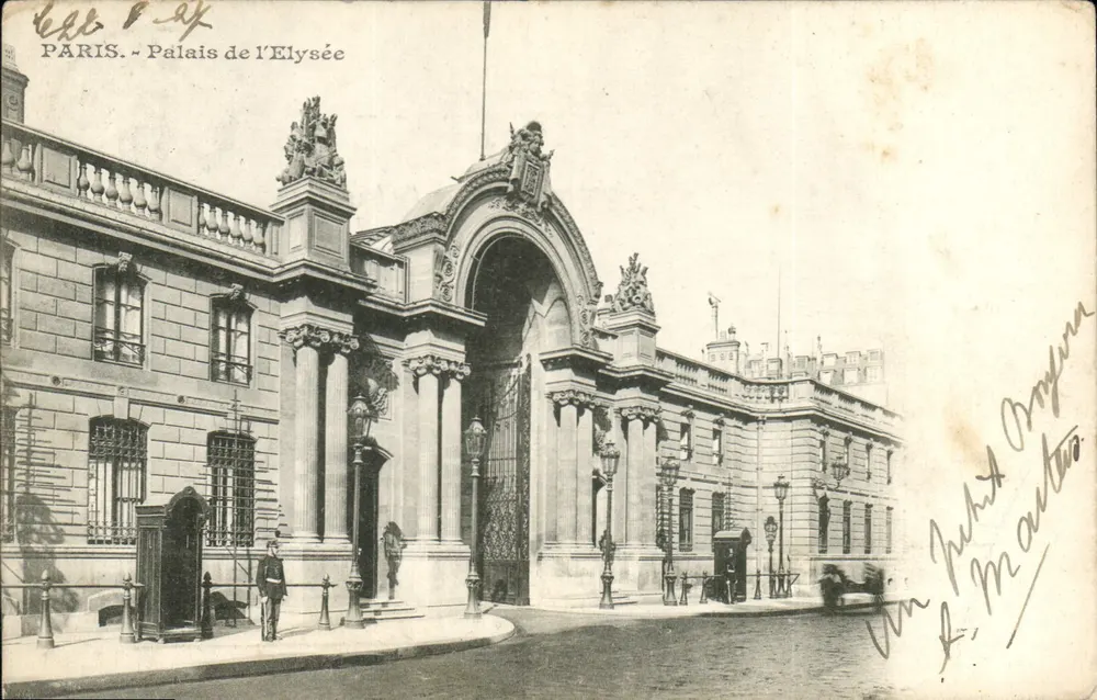 Paris - Palácio do Élysée — vista da entrada principal — editor L. Martou - Frente