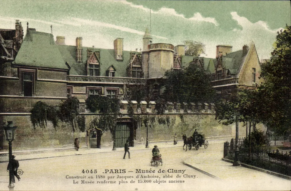 Paris — Museum Cluny — Errichtet 1480 von Jacques d'Amboise, Abt von Cluny - Vorderseite