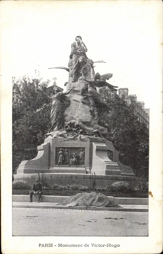 PARIS - Monument de Victor-Hugo — uitgever niet zichtbaar - Voorkant