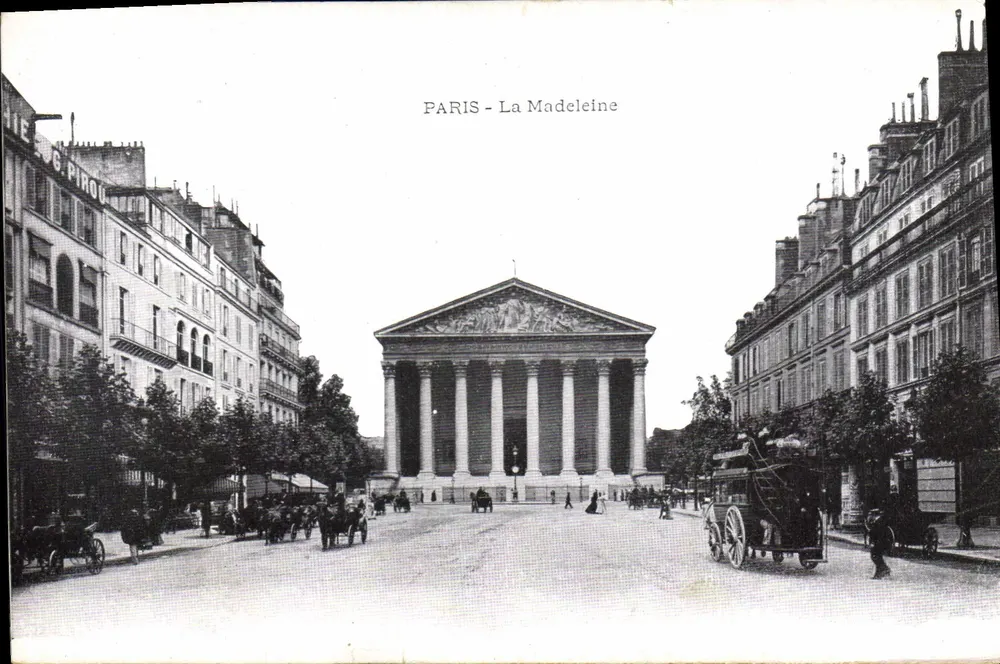Paryż — Plac Madeleine — wydawca H. G. Pirou, numer serii nie widoczny - Awers