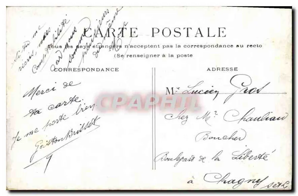 Paris - Palácio da Bolsa — vista arquitetônica com pedestres e veículos - Verso
