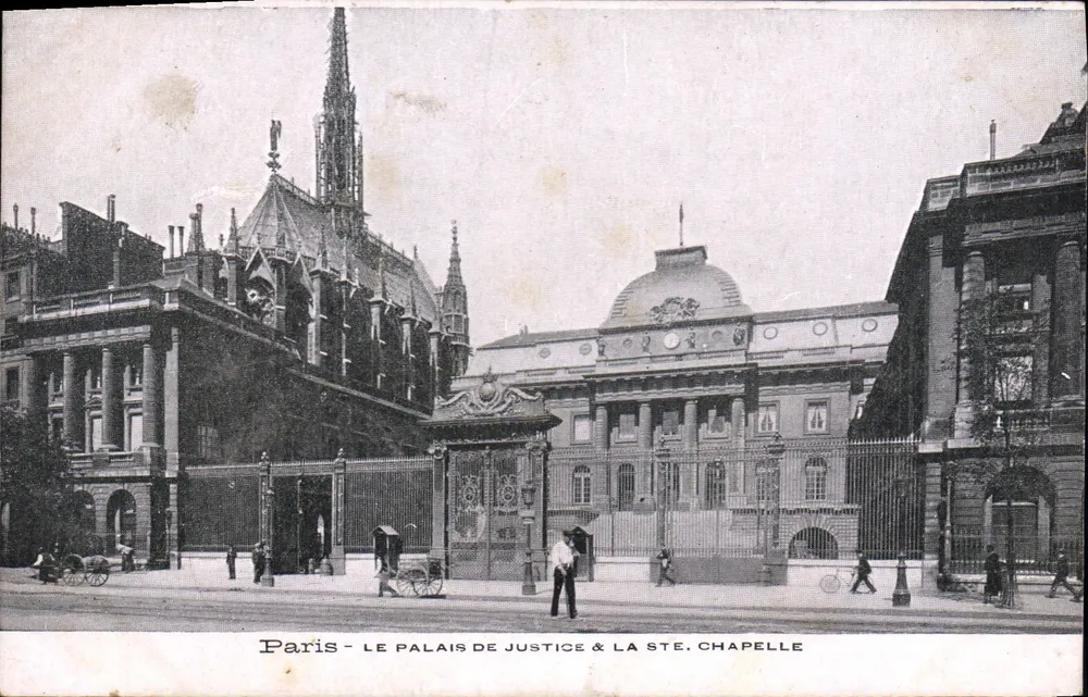 Paris - Das Palais de Justice & die Sainte-Chapelle - Vorderseite