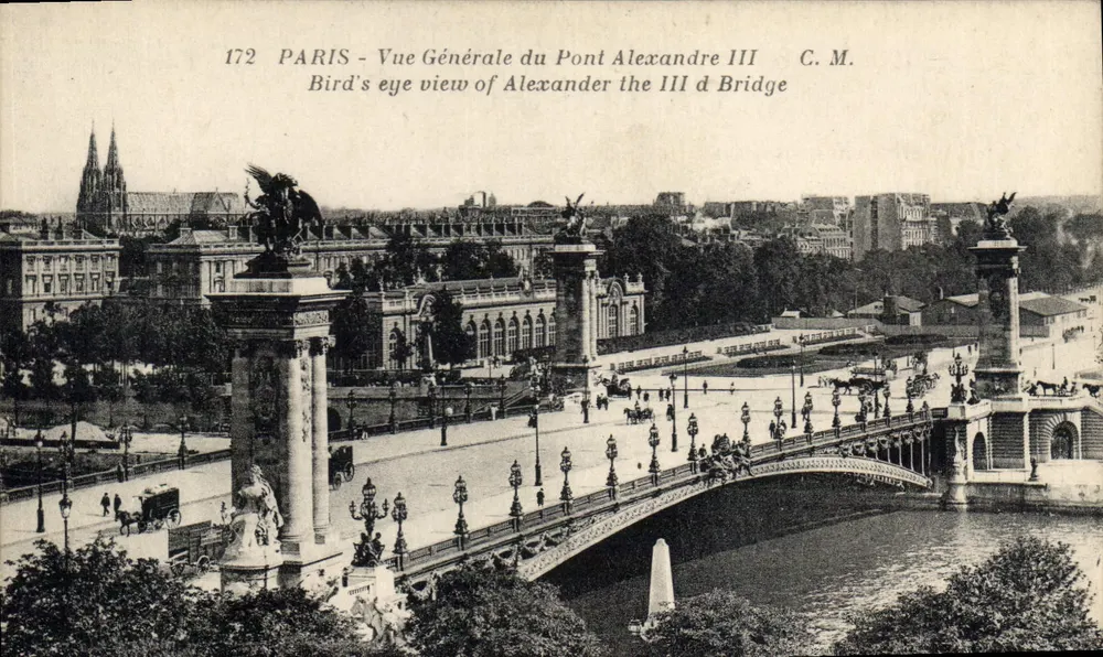 Paris - Vista Geral do Pont Alexandre III — C.M. n°172 - Frente