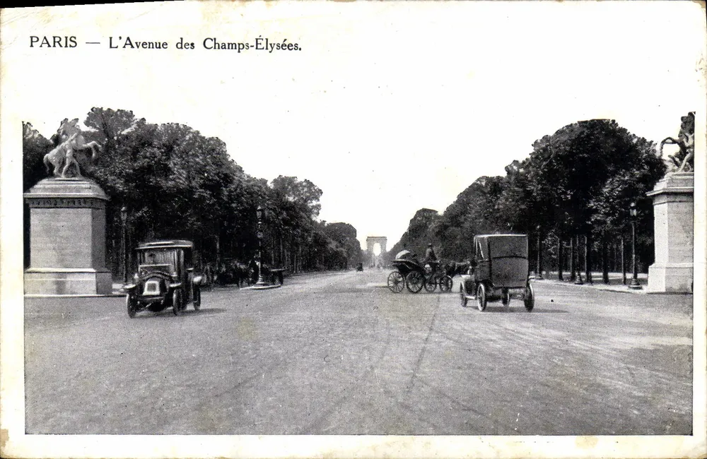 PARIS — A Avenida dos Campos Elísios. — Editor: L'École des Beaux-Arts, n° 127. - Frente