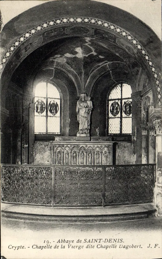 Krypta — Kapelle der Jungfrau, auch als Kapelle Dagobert bekannt — Abtei SAINT-DENIS. J.F. - Vorderseite