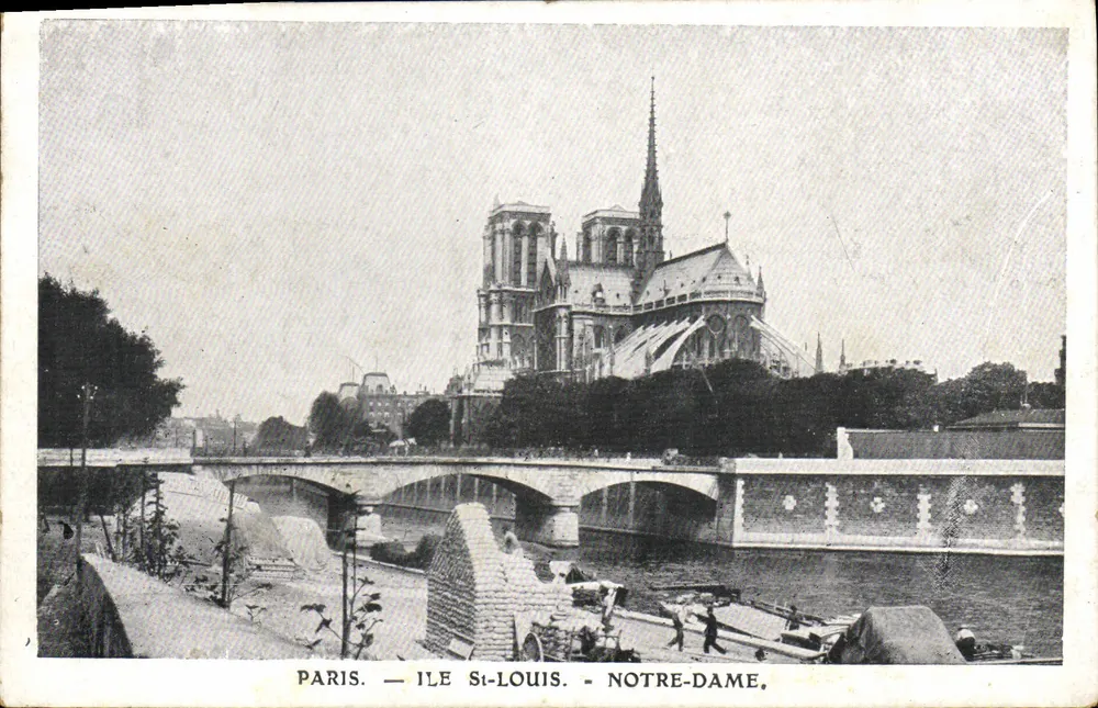 Paris — Ilha Saint-Louis — Notre-Dame - Frente