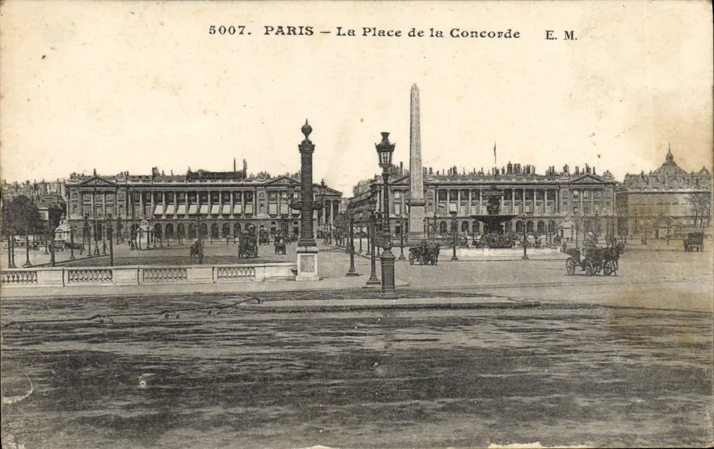 Paris — A Praça da Concórdia — E.M. n°5007 - Frente
