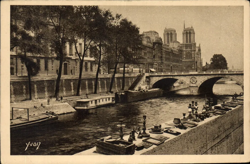 Paris — Quai des Grands-Augustins — Notre-Dame — Édition d'Art YVON, Neuilly - Vorderseite