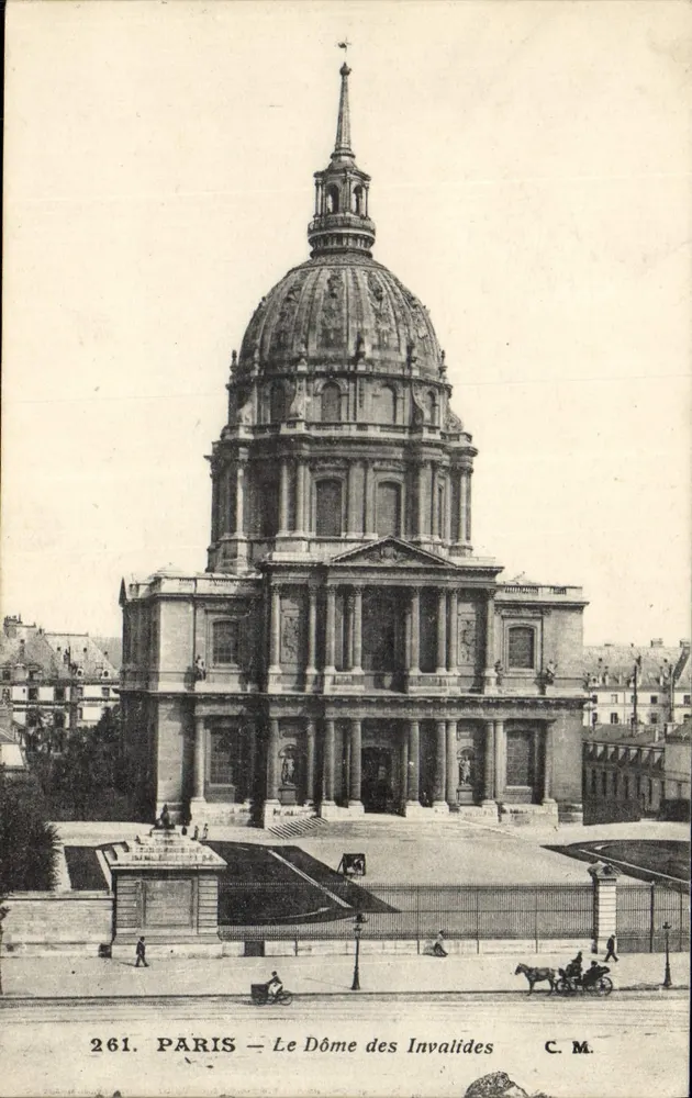 Paris — O Domo dos Invalides — C.M. n°261 - Frente