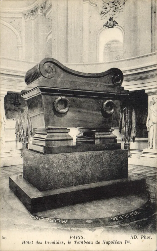 Hôtel des Invalides, o Túmulo de Napoleão I — ND. Fot. — n° 50 - Frente
