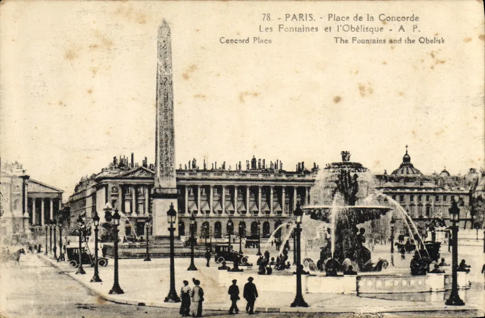 Paris - Place de la Concorde - Die Fontänen und der Obelisk - A.P. - Vorderseite