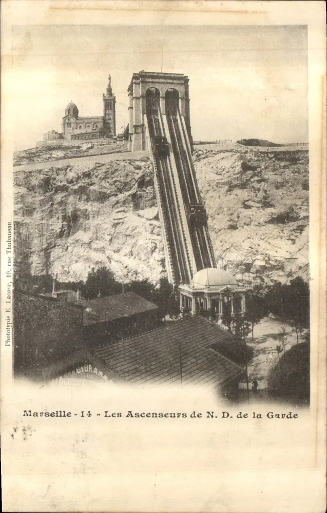 Die Aufzüge der N.D. de la Garde — Marseille — Phototypie E. Lacour, rue Thubaneau - Vorderseite