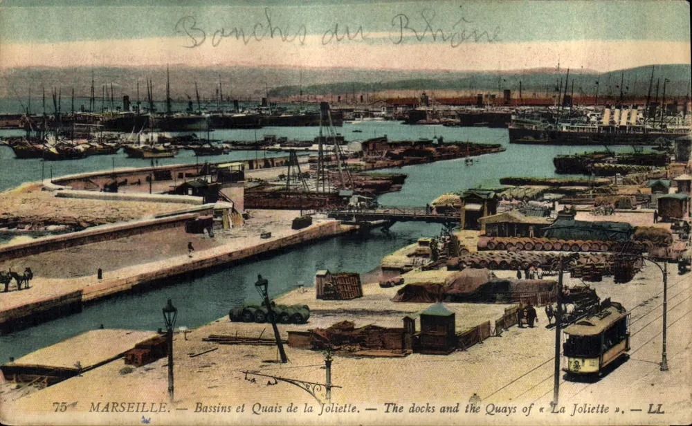 Marseille — Basine und Kai der Joliette — LL - Vorderseite