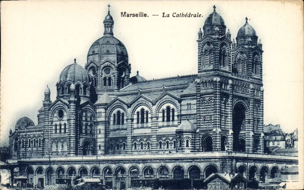 Marselha — A Catedral — Editor não identificado, número de série não visível - Frente