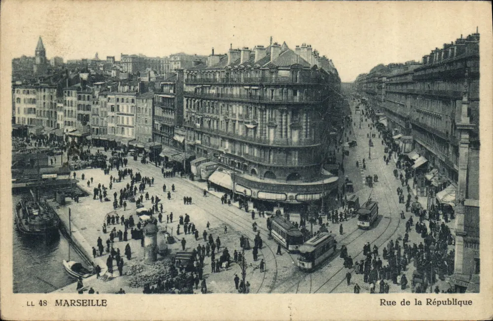 Marselha — Rue de la République — Cie des Arts Photographiques - Frente