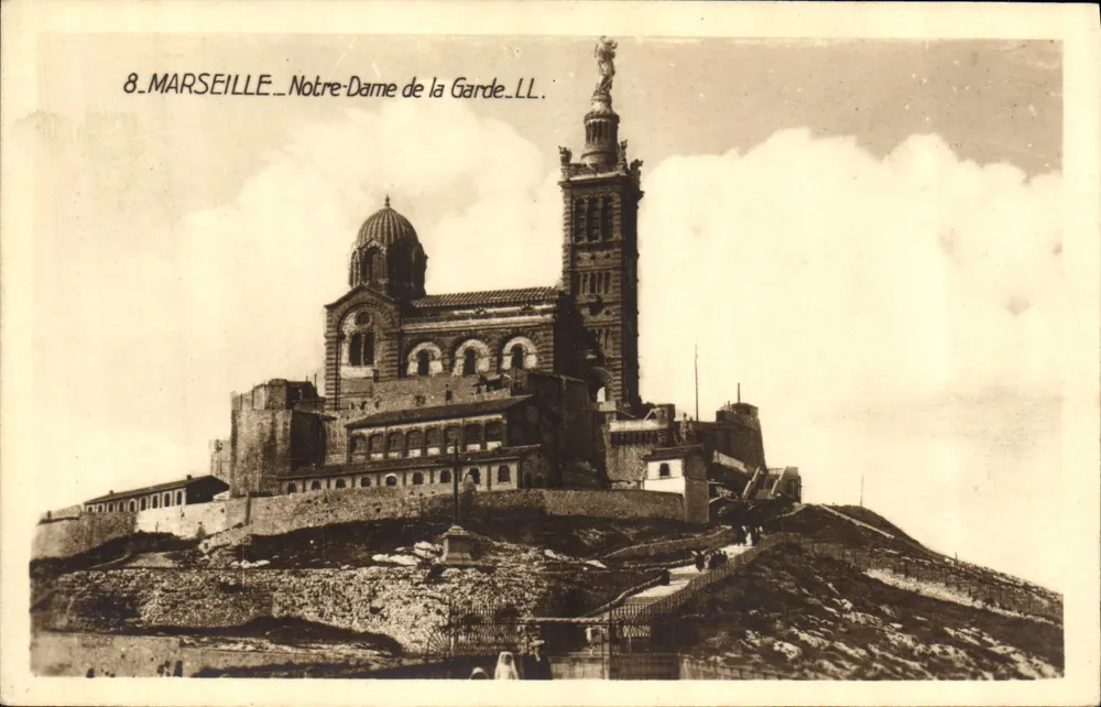 Marselha — Notre-Dame de la Garde — LL. — Lévy e Nourdan, Paris - Frente