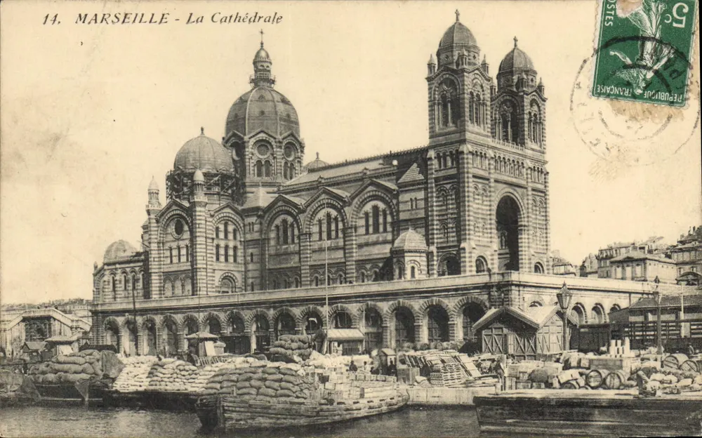 Marseille - A Catedral — edição Dock de la Carte Postale, n°14 - Frente