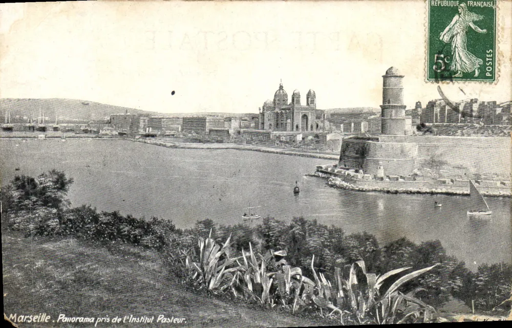 Marseille. Panorama tirado do Instituto Pasteur — editor L.V. & Cie - Frente