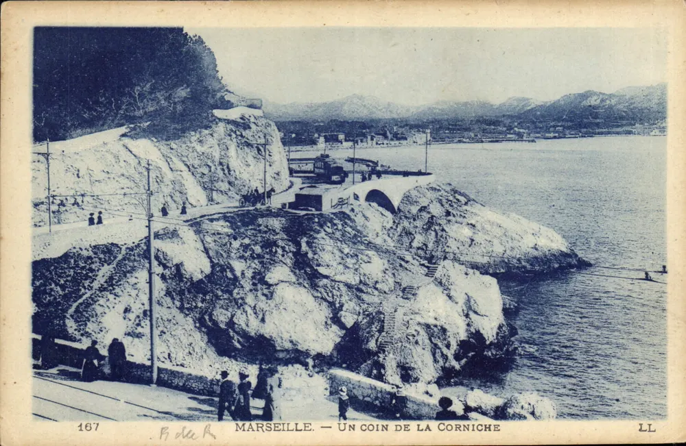Marselha — Um canto da Corniche — B. de R. n° 167 - Frente
