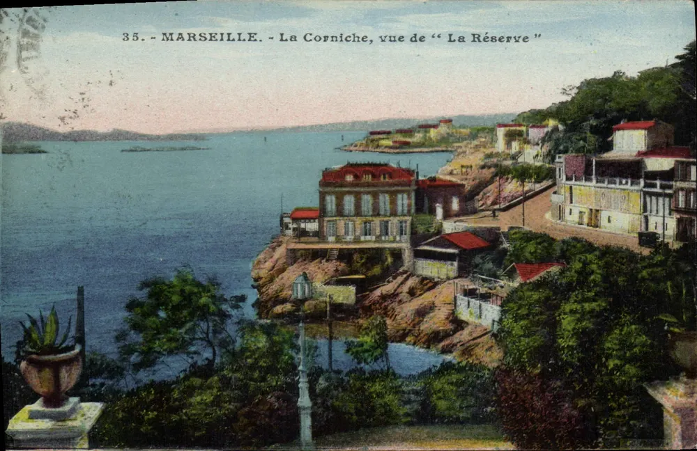 MARSEILLE - A Corniche, vista de "La Réserve" — editor não identificado, n° 35 - Frente