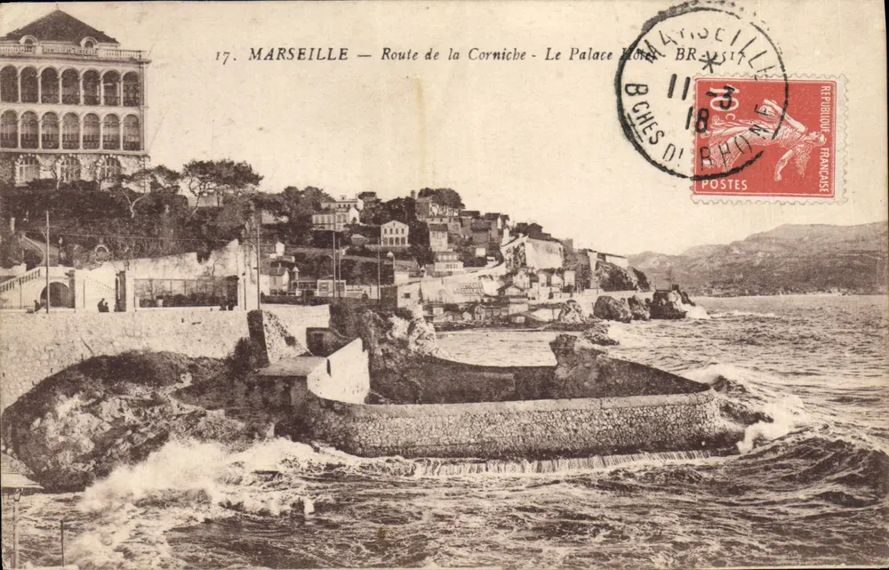Marselha — Rota da Corniche — O Palace Monte-Bruches - Frente