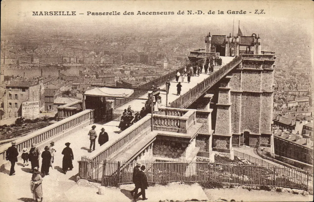 Marseille — Brücke der Aufzüge von Notre-Dame de la Garde — Z.Z. - Vorderseite