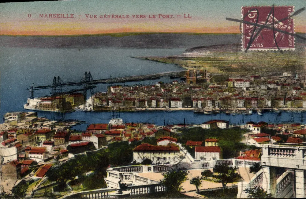 Marsiglia — Vista generale verso il porto — LL - Recto