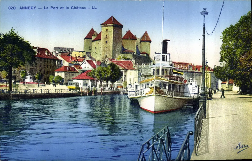Annecy — Der Hafen und das Schloss — Adia - Vorderseite