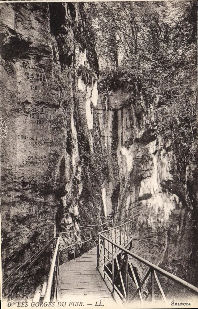 As Gorges do Fier — LL. — Sélecta - Frente