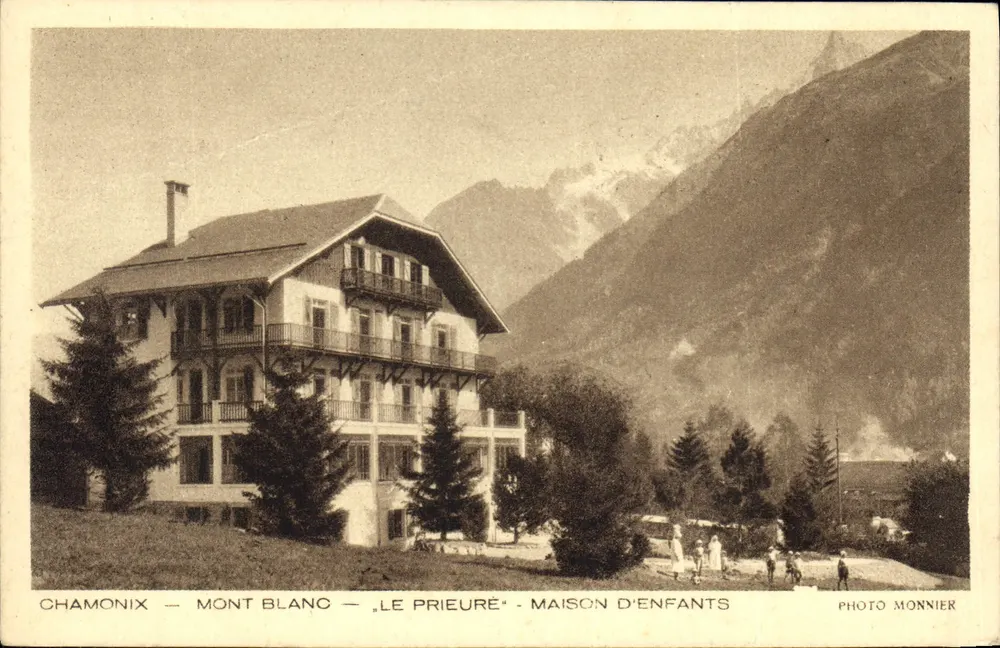 Chamonix - Mont Blanc - Le Prieuré - Maison d'Enfants — Foto Monnier - Frente