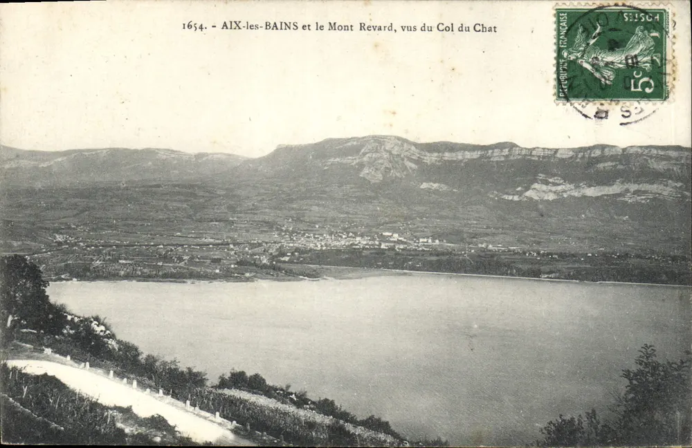 AIX-les-BAINS und der Mont Revard, gesehen vom Col du Chat — Serie 1654 — Verleger nicht sichtbar - Vorderseite