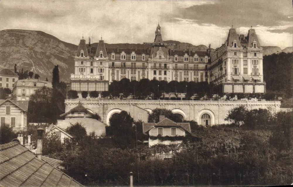 Hotel Bernascon — Aix-les-Bains — editor LL - Frente