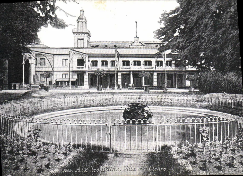 Aix-les-Bains. Villa des Fleurs — vista da villa com fonte — editor L.V.I. n° 1299 - Frente