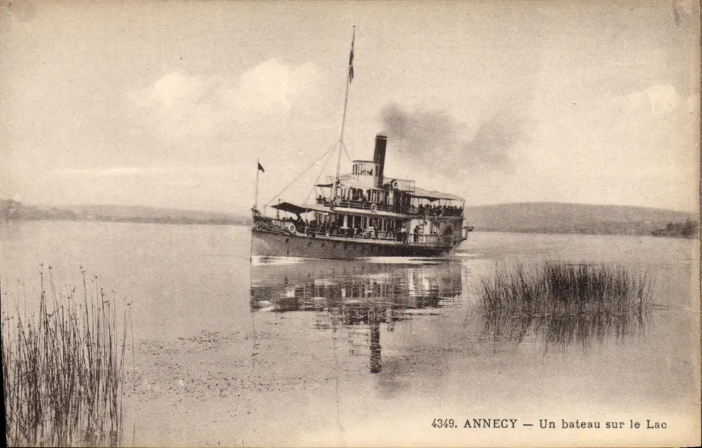 ANNECY — Um barco no Lago — Edição ABEEM, n° 4349 - Frente