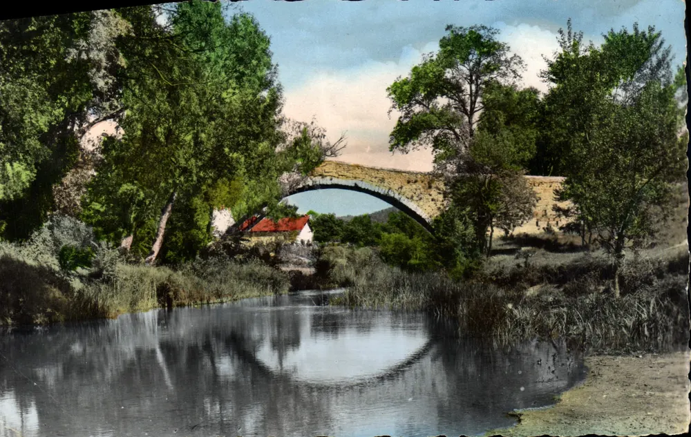 Die Brücke der Drei Stützen — Aix-en-Provence — Editions de France, n° 7691 - Vorderseite