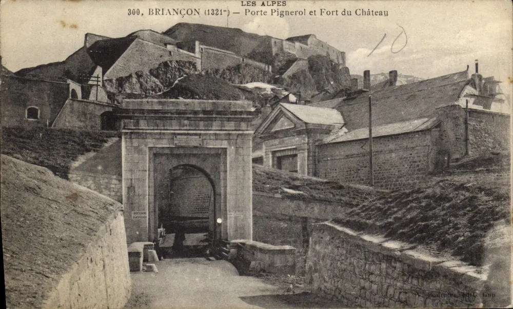 BRIANÇON (1321) — Tor Pigneron und Schlossfestung — Verleger: Boillotier, Gup - Vorderseite