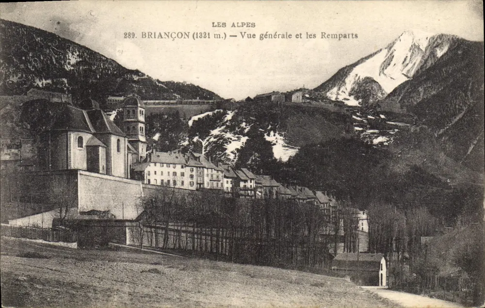 Briançon (1331 m.) — Vista generale e i Muri — Les Alpes, n. 289 - Recto