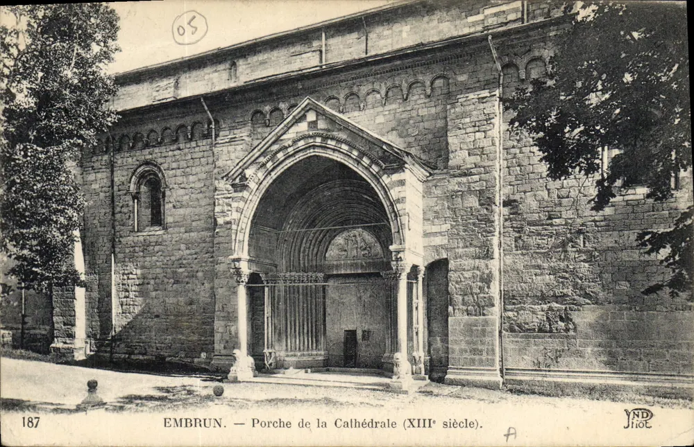 Embrun — Portal der Kathedrale (13. Jahrhundert) — YND Jiot - Vorderseite