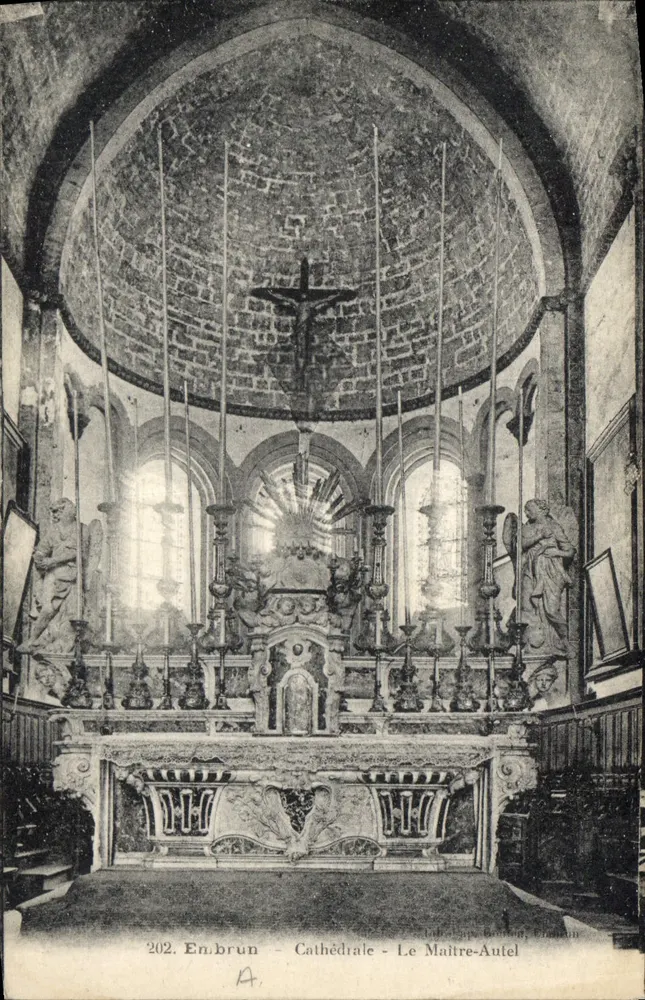 Embrun - Catedral - O Altar-Mestre - Frente