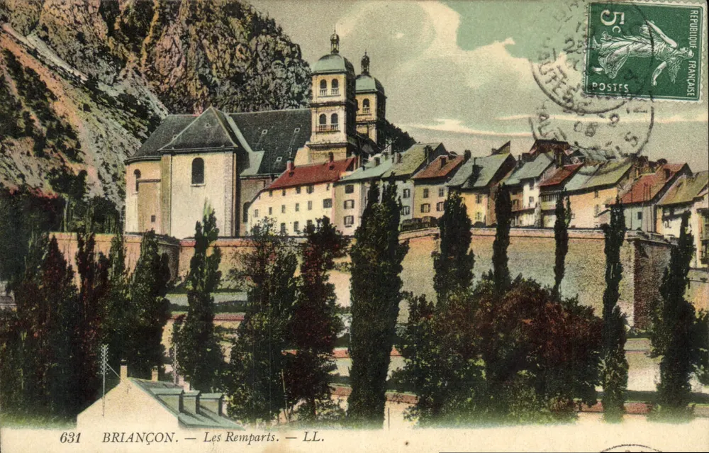 BRIANÇON — Os Muros — LL. — Editor LL, n° 631 - Frente
